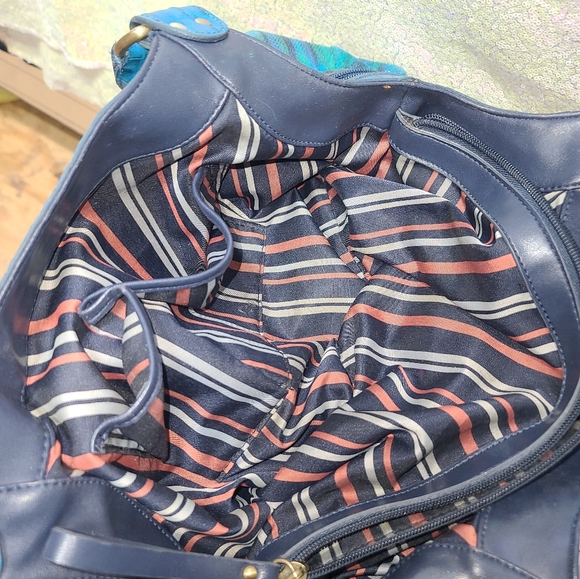 Sharif MSRP$175 Studio Blue/Green Croc Textured Embossed Leather Tassel Satchel - Picture 12 of 15